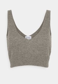 Bralette grigia lavorata a maglia con scollatura a V profonda, spalline larghe e bordo inferiore aderente. Etichetta visibile all'interno. Materiale dal texture morbido.