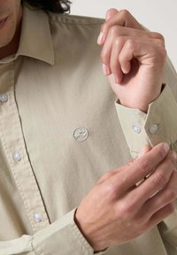 ALTONADOCK Camisa - beige