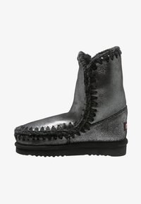Non selezionato, black