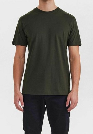 Olivengrøn kortærmet T-shirt lavet af blød bomuld, med rund halsudskæring og en slank pasform. Enkel design uden synlige mønstre eller detaljer.