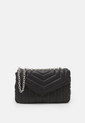 CROSSBODY SIEN M SET - Axelremsväska - black