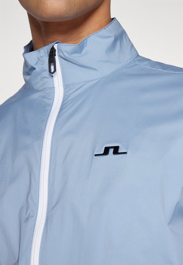 ASH LIGHT PACKABLE JACKET - Windbreaker - rain washed3