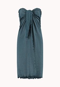 Vestido sin tirantes en color teal con un lazo en la parte delantera, que presenta rayas horizontales y un dobladillo en forma de ondas. Confeccionado en una tela ligera con una textura suave.