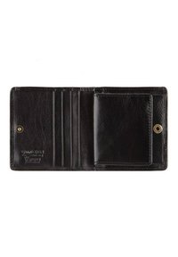 Cartera de cuero negro con un acabado texturizado, que cuenta con cuatro ranuras para tarjetas, un compartimento para billetes y un cierre a presión. Acento en hardware dorado.