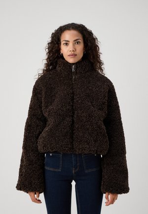 Vero Moda Tall VMLOUISA SHORT JACKET - Winter coat - chocolate torte