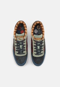 Reebok Classic Baskets basses - beige