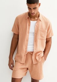 New Look - RELAXED SHORT SLEEVE TEXTURED - Camicia - light brown Immagine in miniatura 1