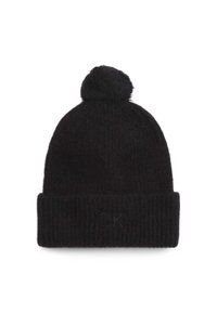 Beanie in maglia nera con pompon rotondo sulla parte superiore e ampia fascia a coste. Presenta un logo embossed discreto sulla parte frontale. Texture morbida.