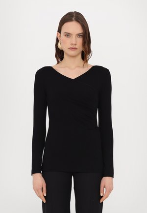 Long sleeved top - black
