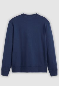 Sweat-shirt bleu marine à manches longues avec col rond, montré de dos avec poignets et ourlet côtelés sur un fond clair.