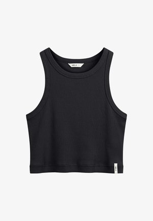 Zwarte geribde cropped tanktop met brede schouderbanden, ronde halslijn en een klein wit merkje onderaan de zoom.