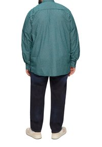 s.Oliver MIT BUTTON-DOWN KRAGEN - Hemd - petrol