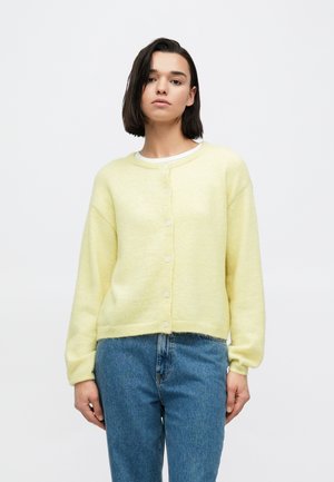 VMHOPE O NECK BUTTON CARDIGAN - Cardigan - pale banana