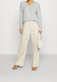 Vero Moda Svetr - mottled light green