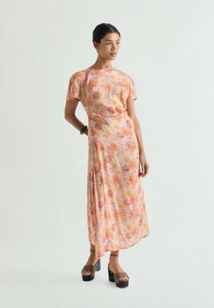 Scalpers, SCALPERS FLOWER PRINT DRESS - Vestido largo - light orange