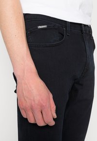 Pepe Jeans FINSBURY - Calças de ganga de corte skinny - denim