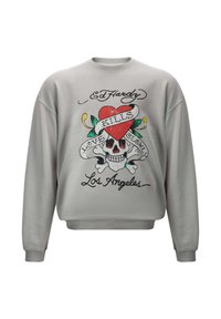 Lys grå sweatshirt med rund halsudskæring og lange ærmer. Har et trykt design med et kranium og hjerte sammen med teksten "Ed Hardy", "KILLS" og "Los Angeles".