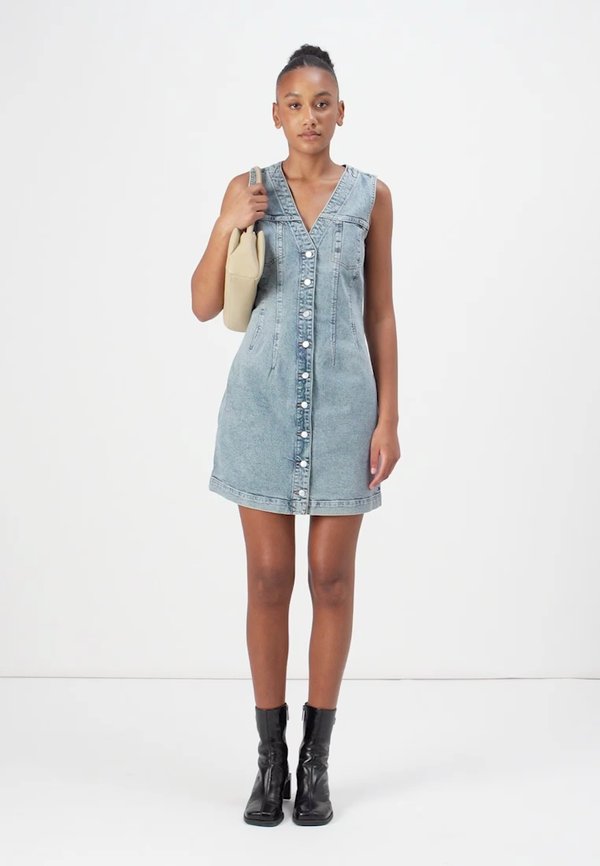 V NECK DRESS  - Denim dress2