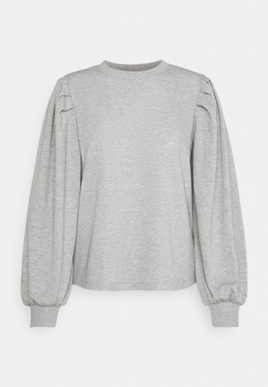 Pull gris clair à manches longues avec épaules bouffantes froncées, poignets côtelés, encolure ronde et coupe décontractée.