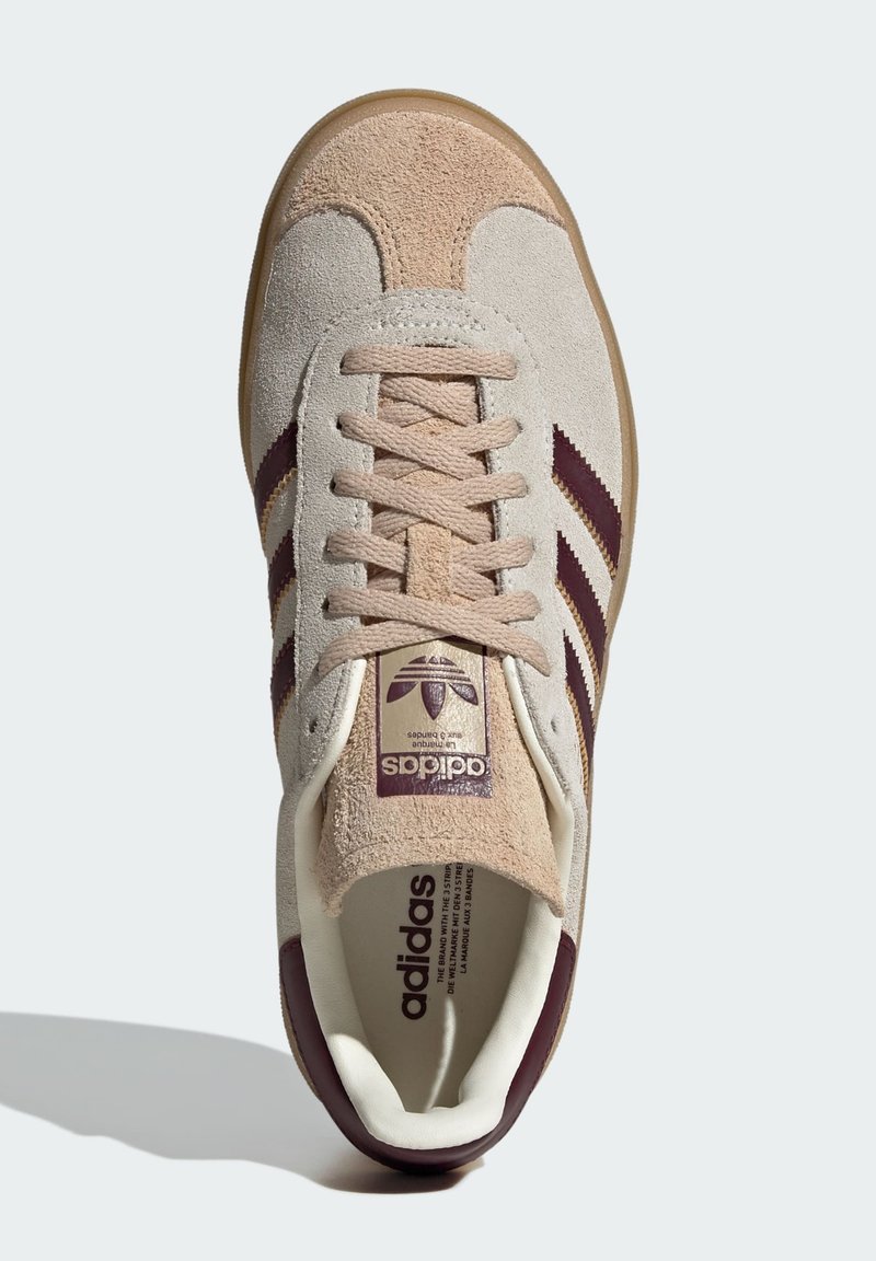 adidas gazelle silver green womens Adidas Gazelle Trainers main image 0