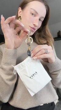 Furla KEYRING LADYBIRD AND FLOWERS - Raktų pakabukas - panna/lacca/senape