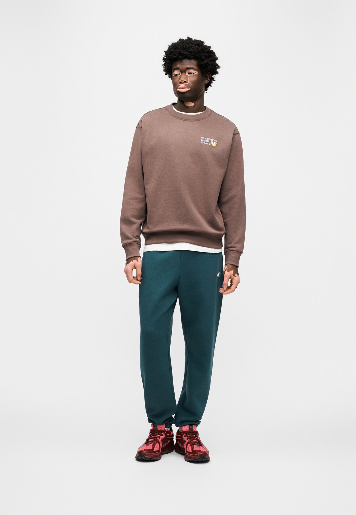 ATHLETICS PREMIUM LOGO CREW