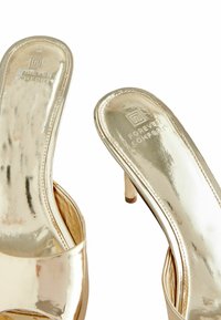 Next FOREVER COMFORT- REGULAR FIT - Papuci înalți - rose gold-coloured