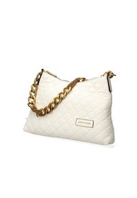 Borsa a tracolla bianca trapuntata con una strap in catena dorata. Presenta una chiusura con zip e una toppa con logo rettangolare. Superficie texturizzata con motivo a diamante.