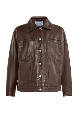 Bruine leren jas met een kraag, knoopsluiting, twee voorzakken en een gladde structuur. Kenmerken zilverkleurige knopen en stikseldetails.