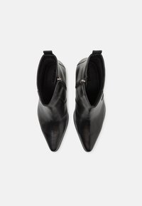 Zign LEATHER - Botines camperos - black