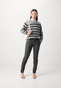 Mos Mosh THORA STRIPE CREWNECK - Pulover - sharkskin