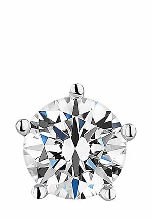 Pendiente de diamante redondo en oro blanco. La superficie facetada refleja la luz con tonos claros y azules. Montura de cuatro garras con acabado pulido.