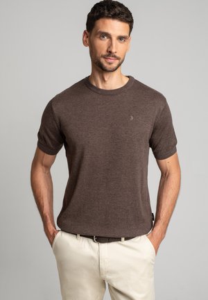 - T-shirt basic