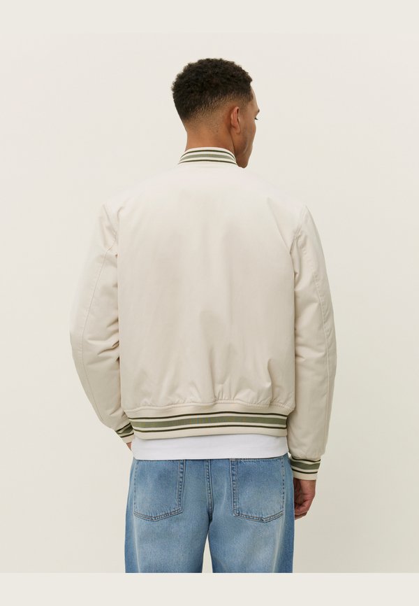 TECH VARSITY JACKET - Bomber Jacket - ivory2