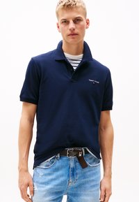 Tommy Jeans - LINEAR - Polo - dark night navy Immagine in miniatura 1