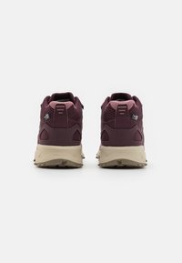 Columbia PEAKFREAK HERA MID - Obuća za pješačenje - fig/moonvista