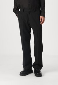 Selected Homme - SLHLOOSE LIAM  - Kostiuminės kelnės - black Miniatiūros vaizdas 1