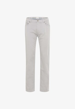 Lys grå bukser med lige ben, forlommer, bæltestropper og knaplukning, vist mod en hvid baggrund.