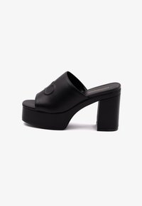 Sélectionné, black