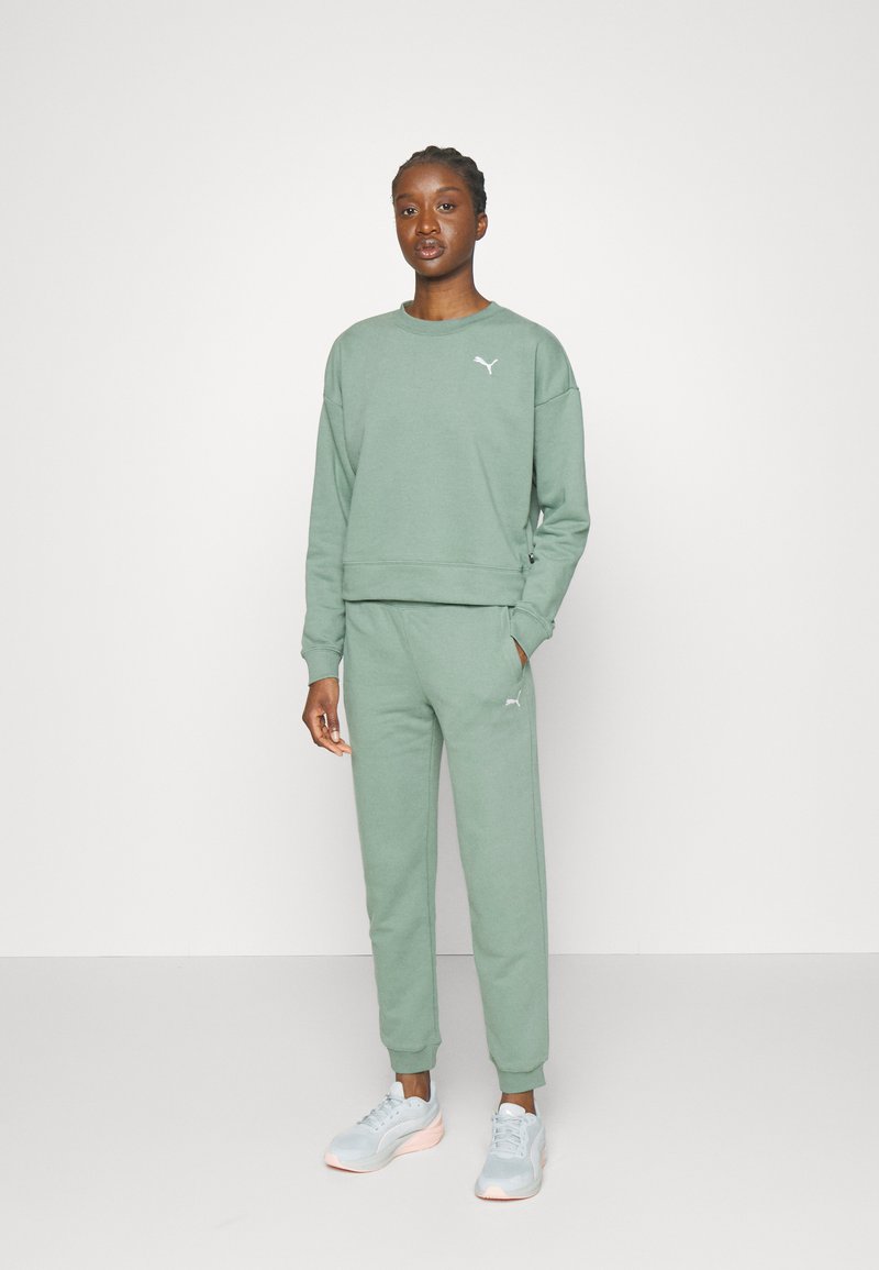Puma LOUNGEWEAR SUIT Tracksuit eucalyptus/green Zalando