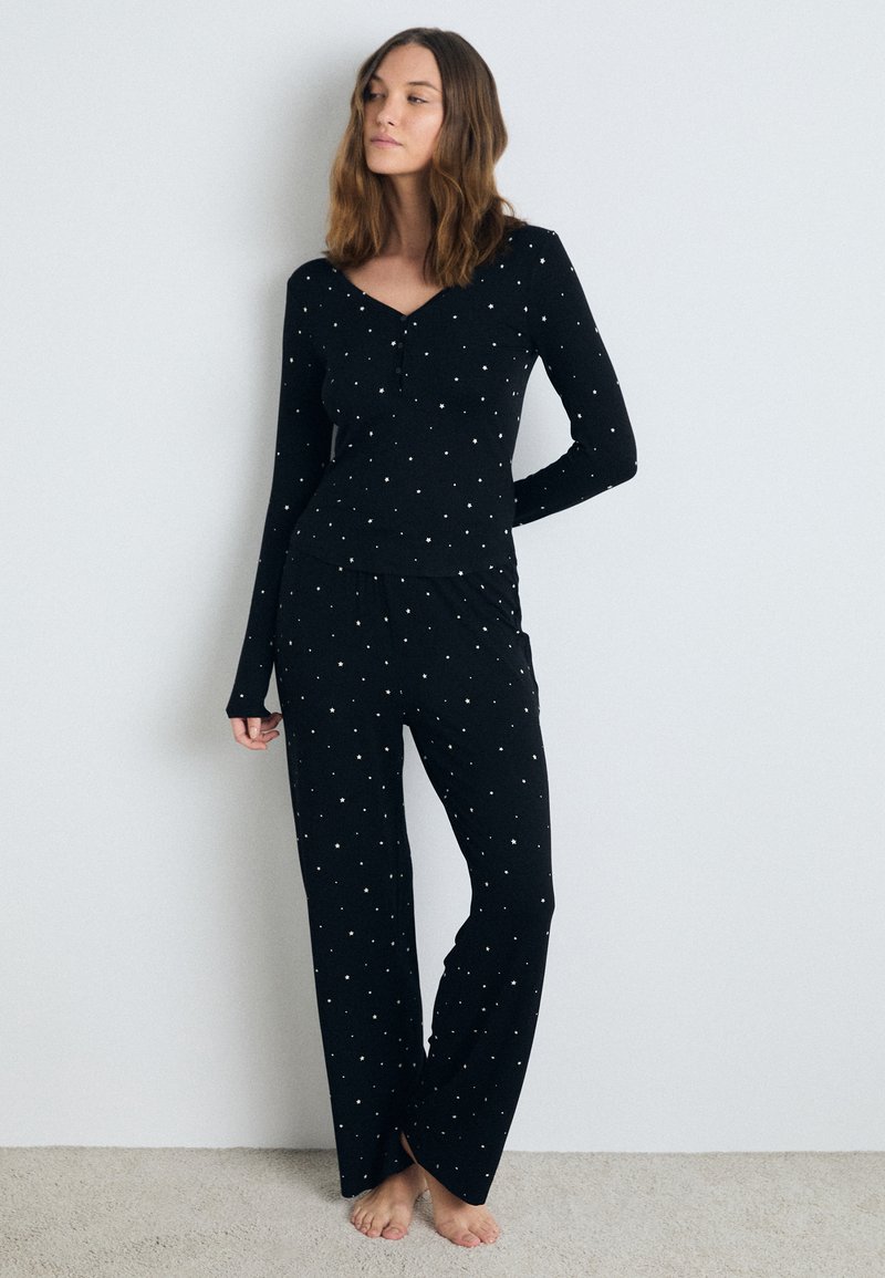 Lindex Pidžamas komplekts - black