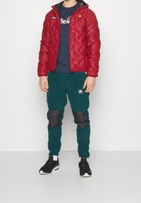 Ellesse Vinterjacka - bordeaux