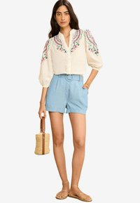 Niet geselecteerd, ivory