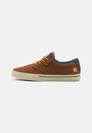 JAMESON 2 - Trainers - brown/green