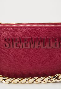 Steve Madden BNICCO - Borsa a mano - berry
