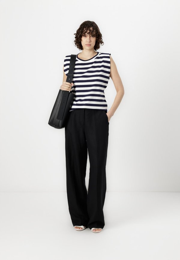 WIDE LEG PANTS - Trousers4