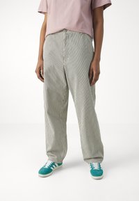 Carhartt WIP HAYWOOD PANT - Trousers - wax/black