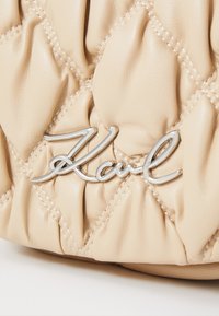 KARL LAGERFELD SIGNATURE KUILT - Borsa a tracolla - trench beige