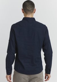 Thumbnail Image 3