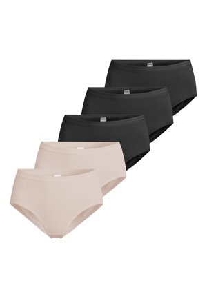 Cinq culottes sans couture pour femmes empilées, trois noires et deux beiges, avec un design simple et lisse et des ceintures élastiques.